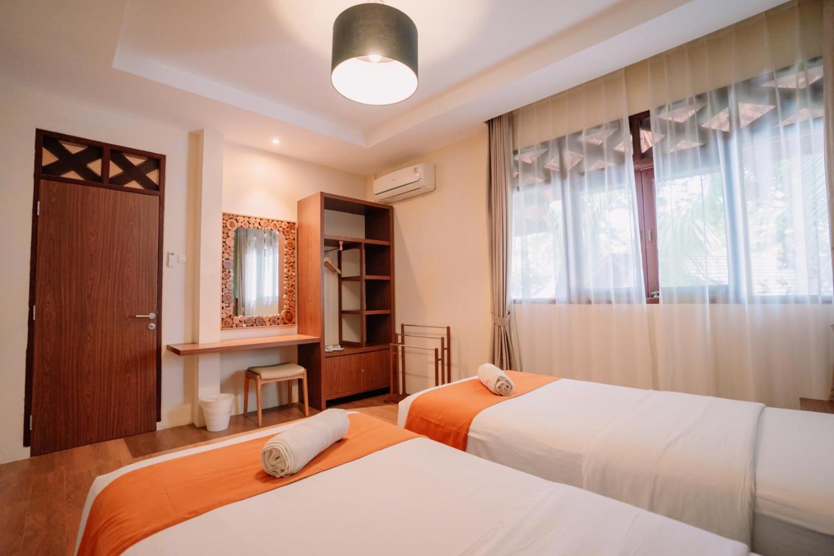 Mutiara Carita Cottages Exterior photo