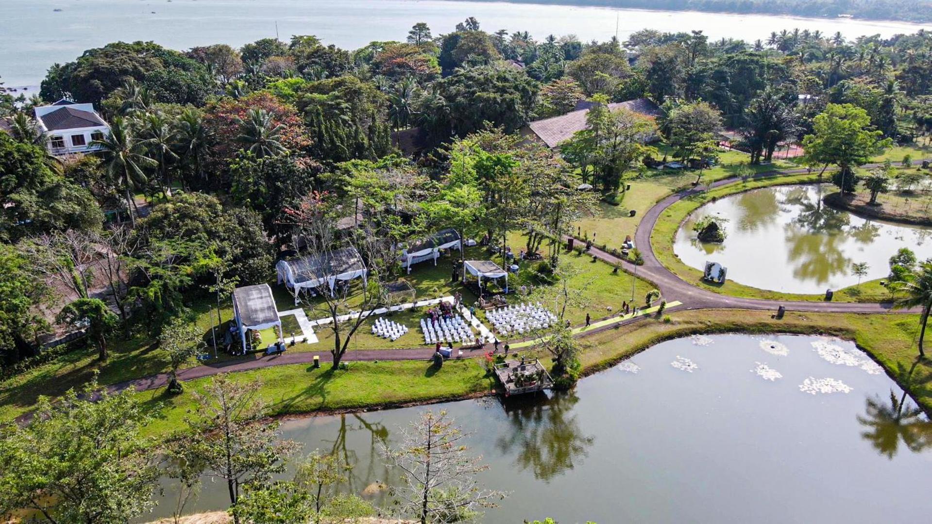 Mutiara Carita Cottages Exterior photo
