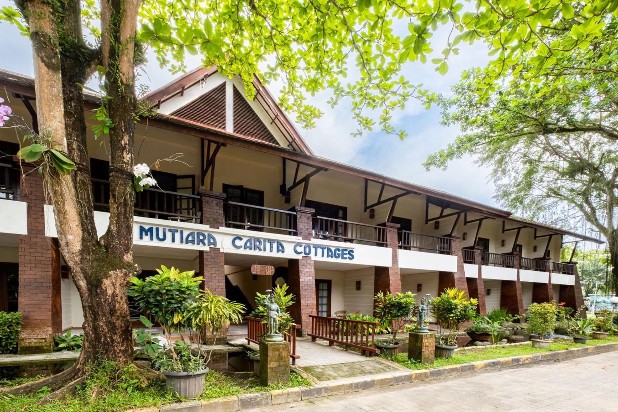 Mutiara Carita Cottages Exterior photo