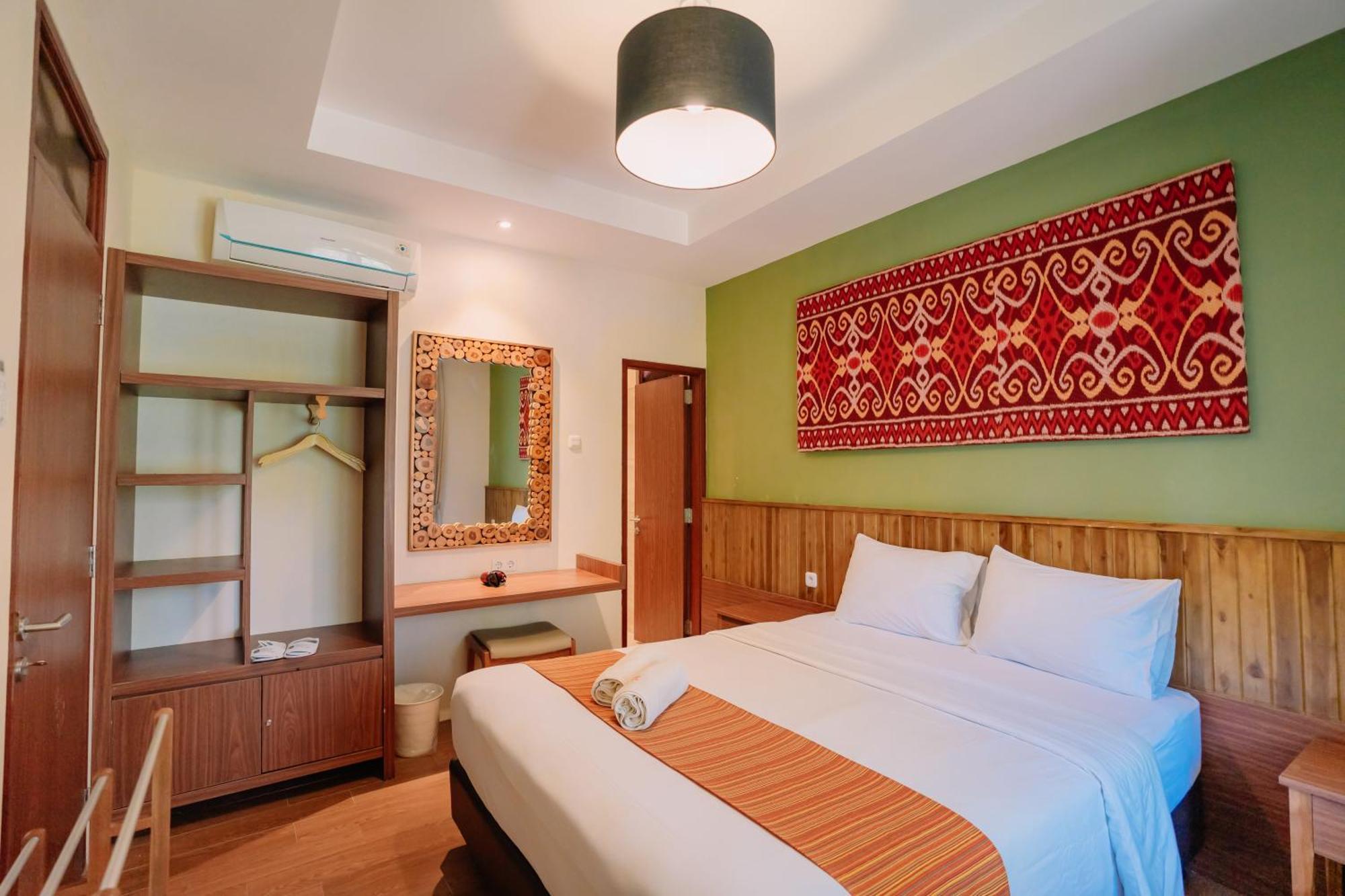 Mutiara Carita Cottages Exterior photo